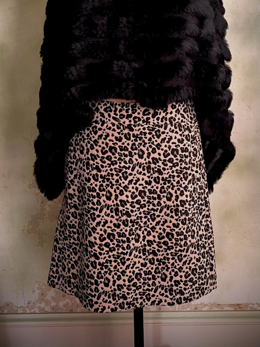 LOFT Leopard Print A-Line Mini Skirt Size 0 β Pockets